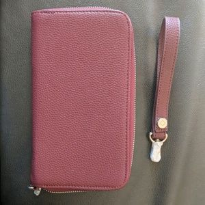 Thirty One Wallet w/ attachment wristlet